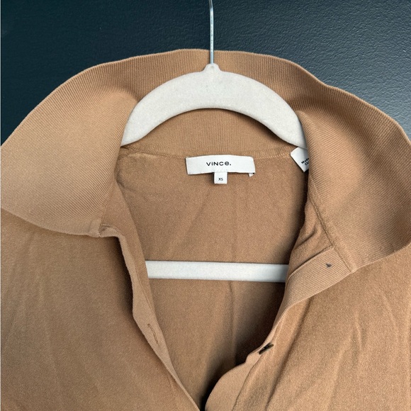 VINCE Button Down Seamless Cardigan in Beige, Size XS - Picture 3 of 4